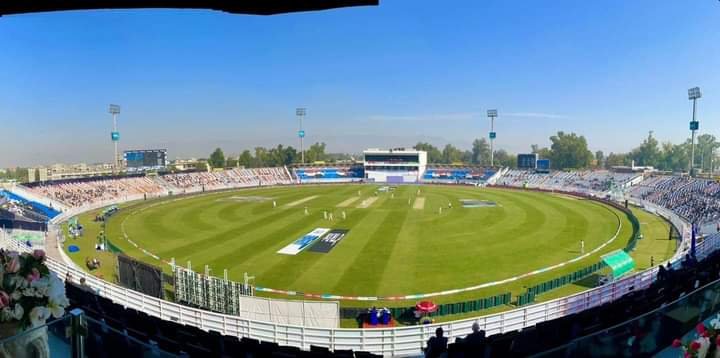 how many international cricket stadium in pakistan